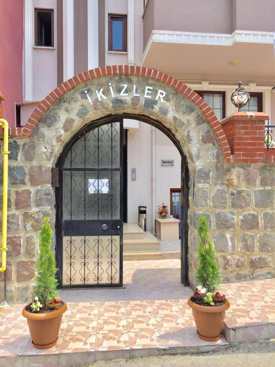 The Twins Apartmens Lejlighedshotel Trabzon Eksteriør billede